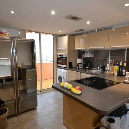 Rooftop 8 Personnes Grande Terrasse Avec Parking Quartier Aeroport 아파트
