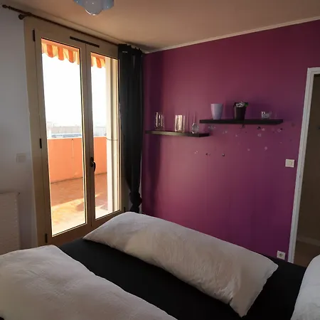 Rooftop 8 Personnes Grande Terrasse Avec Parking Quartier Aeroport Apartment *